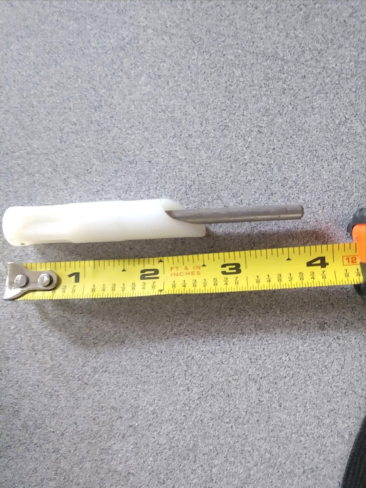 COMMERCIAL BATHROOM PARTITION PINTLE MALE 