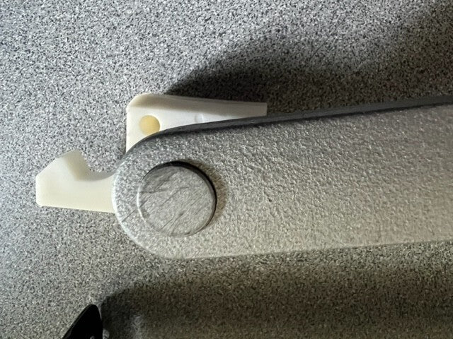 DORMA SLIDER ARM AND NYLON SLIDER  (SERIES UNKNOWN)