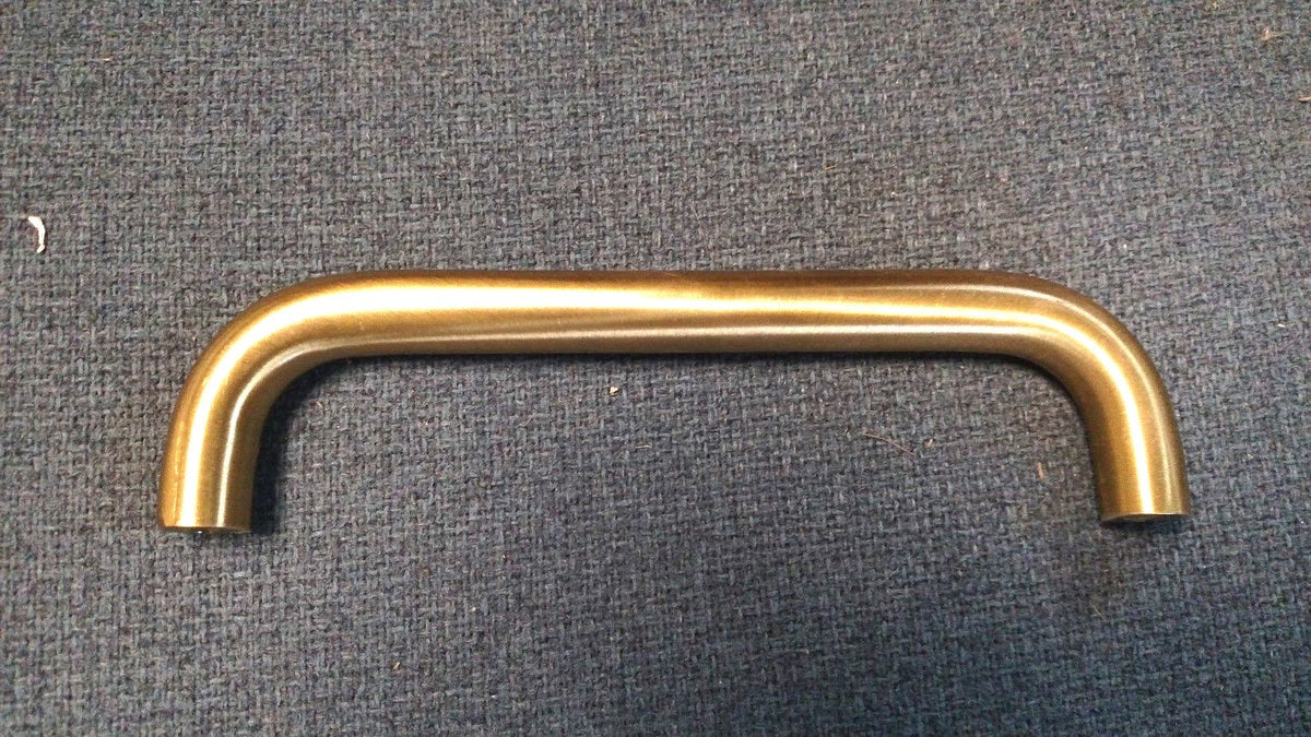 COMMERCIAL PULL HANDLE SOLID SATIN BRASS 8" CC 8 5/8" OVERALL 3/4" BAR STOCK DIA