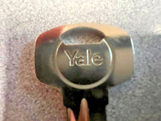 YALE RESIDENTIAL KEYBLANK  PARA  Y2 6 PIN  YALE LOGO  (1 CUT)