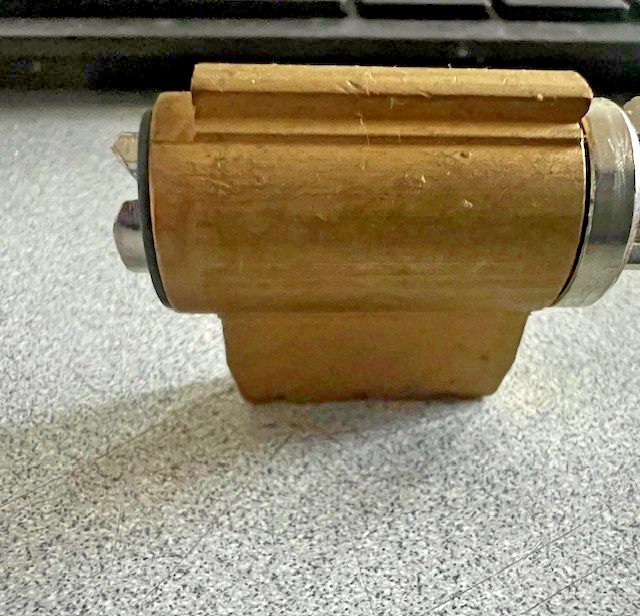 KEY IN KNOB / LEVER LOCK CYLINDER "ARROW"  KEYWAY 0 BITTED 5 PIN DRILLED 6