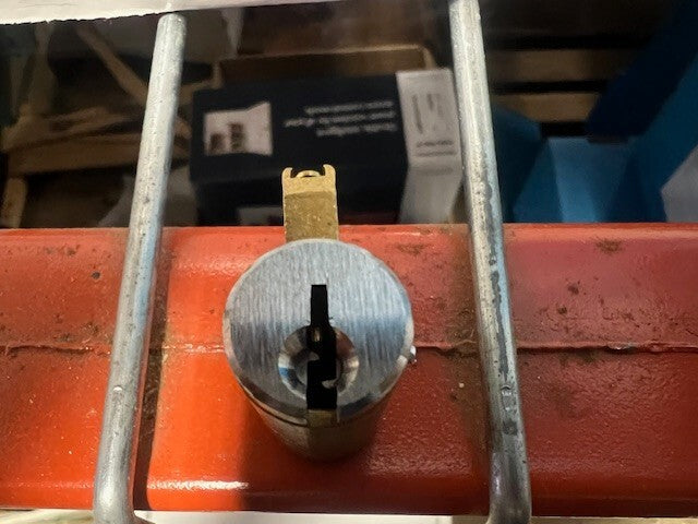 UAC 56 AR1- 626 KIL / KIK ARROW LOCK CYLINDER 5 PIN DRILLED  6 US26D LOCKSMITH