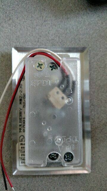 SCHLAGE BY LOCKNETICS 653-05 KEYSWITCH SPDT MOMENTARY SWITCH SINGLE DIRECTN NOS