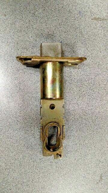 SCHLAGE LOCK SPRING  LATCH POL BRASS FINISH 2 3/8 & 2 3/4  BS ROUNDED FACE  