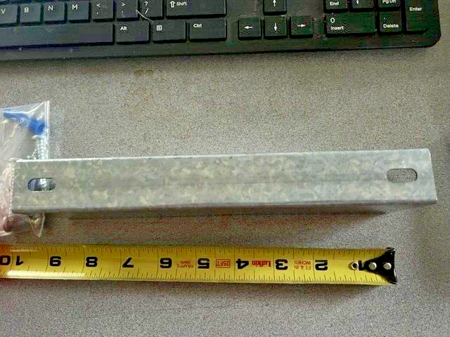 COMMERCIAL BATHROOM INTERNAL REPLACEMENT STEEL U BRACKET FOR 1" PANEL 8 3/4"