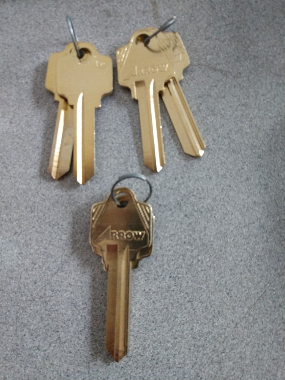 4 EACH ARROW LOCK H SERIES 6 PIN CYLINDERS W/ SC KEYWAY