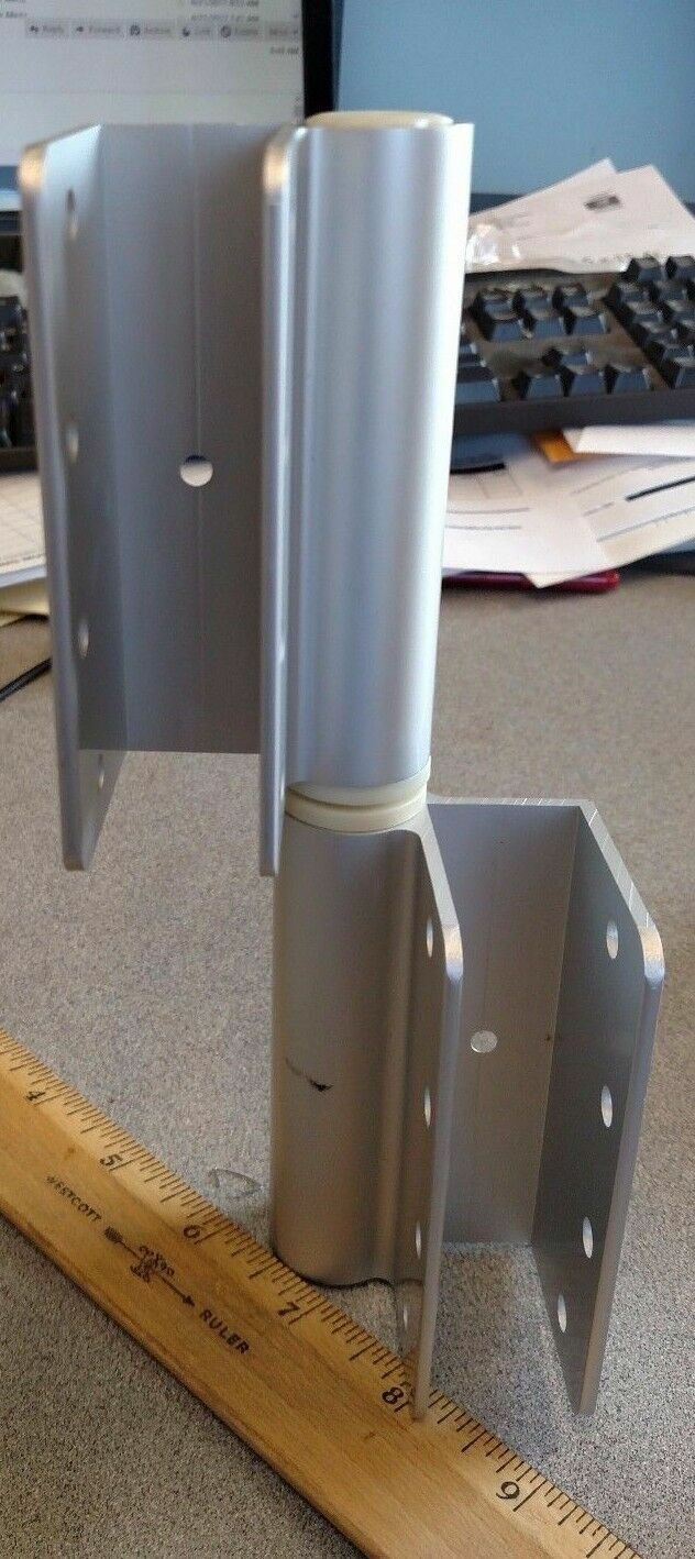 1 PAIR HADRIAN COMMERCIAL BATHROOM TOILET PARTITIONS 620146 RH IN LH OUT HINGE