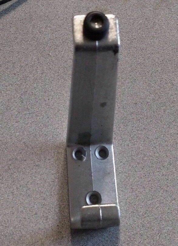 COMMERCIAL HEAVY WEIGHT COAT & HAT HOOK WITH BUMPER ZINC ALUM PAINTED