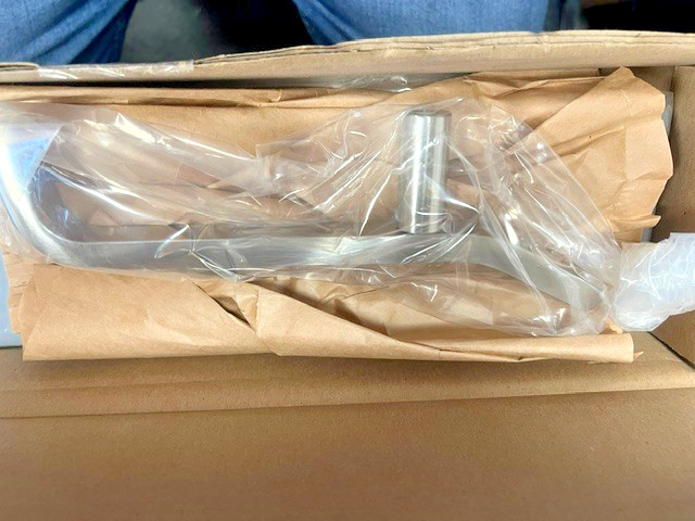 TRIMCO 1035-3 ULTIMATE RESTROOM PULL GRIP PLATE US32D 4 X 16 PLATE