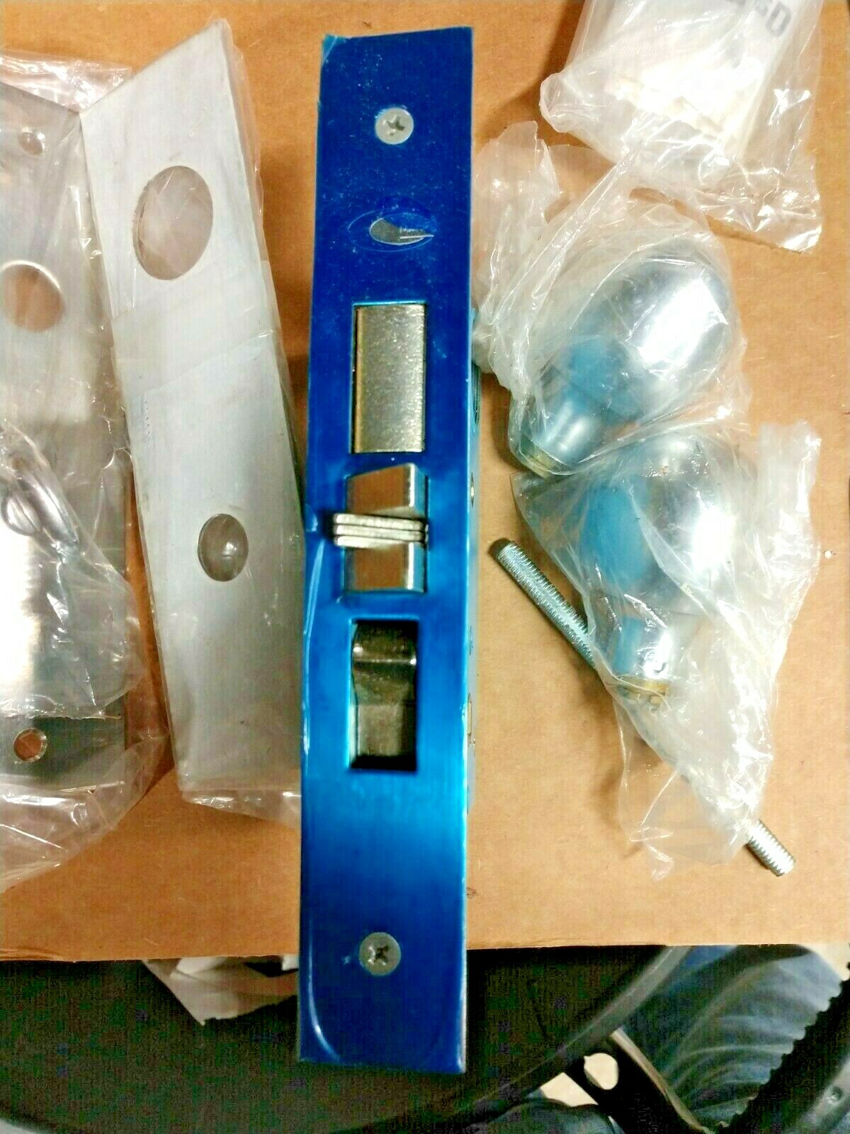 MARKS USA 7400F/32D LH DORMATORY FUNCTION LOCKSET BALL KNOB