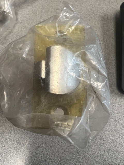 UNICAN ILCO SIMPLEX 2041680301 1/2" THROW UL US3 DEADLATCH (NOTE SHAPE OF  BALE)