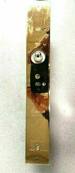 LCN 2013-3071 BRASS LH SURFACE MOUNT DOOR CLOSER PART BODY ONLY NOS