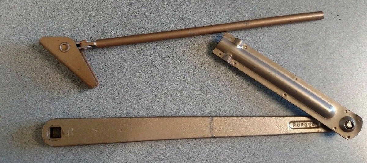 CORBIN RUSSWIN DC 3210 OR DC 2210 REGULAR ARM  LIGHT GOLD BRONZE 421F33-8 