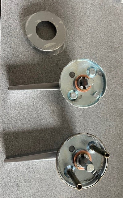 DORMA LNB 626 Lever Trim Set W/  2-9/16 " Diameter Rose Trim US32D