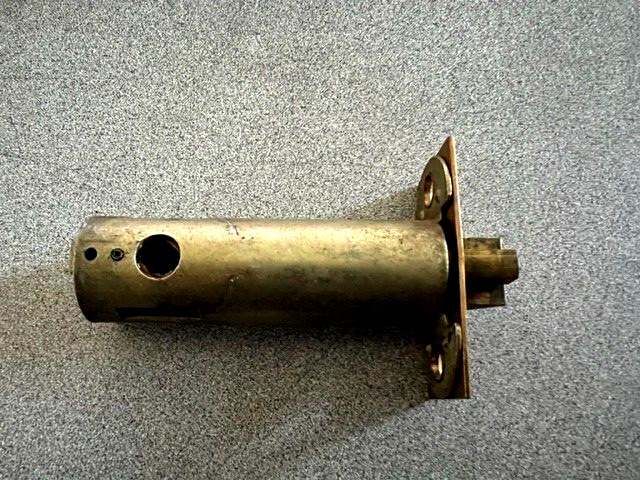 USED SARGENT DEAD LATCH 2 3/4" BS US10 1 X 2 1/4 FACE