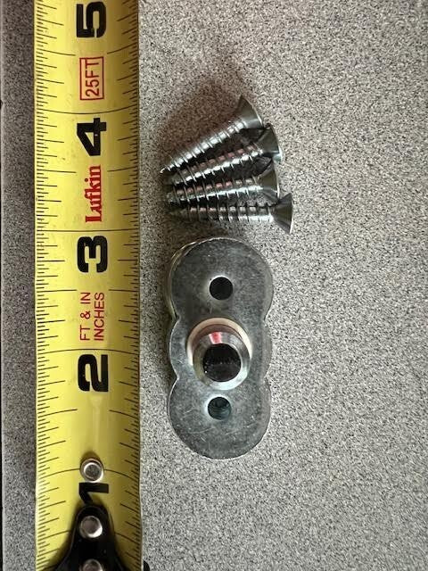 DOUBLE ACTING CENTER PIVOT SET WITH FASTENERS