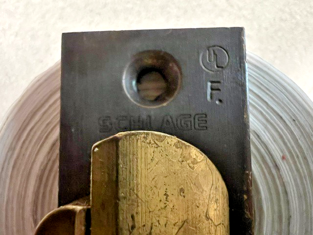 SCHLAGE "D" SERIES 2 3/4" DEAD LATCH US10B NOS