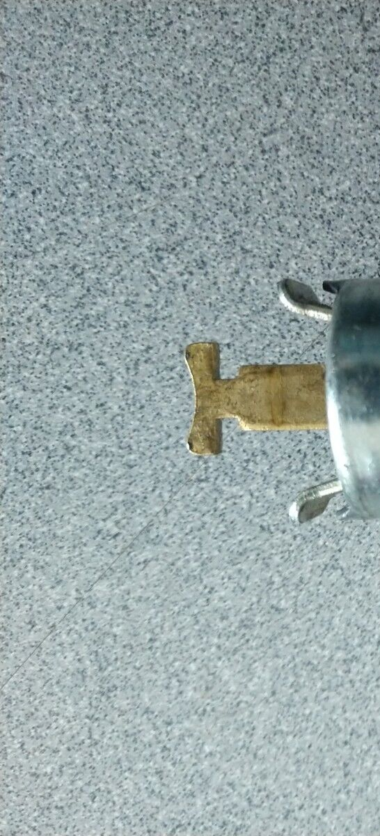 ARROW LOCK  2 3/4" DEAD LATCH ONLY US32D   SEE PICTURE AND LOOK CLOSELY