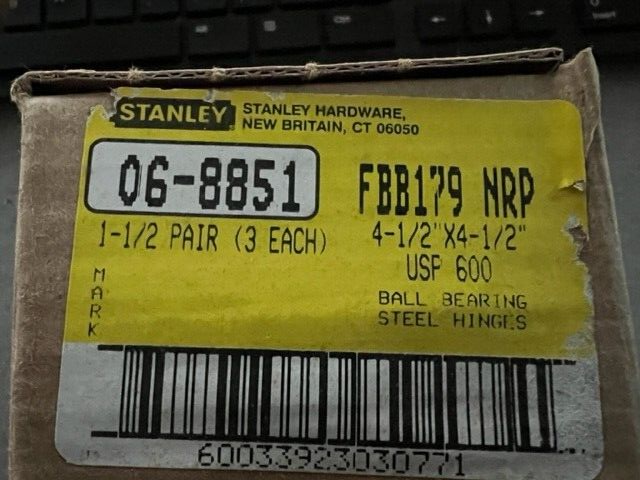 BOX OF 3 STANLEY HINGES FBB179 NRP USP 4 1/2 X 4 1/2 AKA 06-8851 PRIME COAT