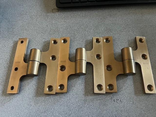 3 STANLEY VINTAGE OLIVE HINGES US10 LEFT HAND