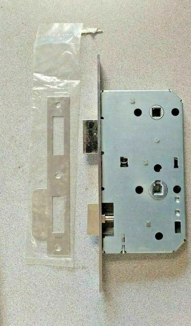 D LINE WC REPLACEMENT MORTISE CASE 14901202600 US32D,STRIKE 2 3/8"BS REVERSIBLE