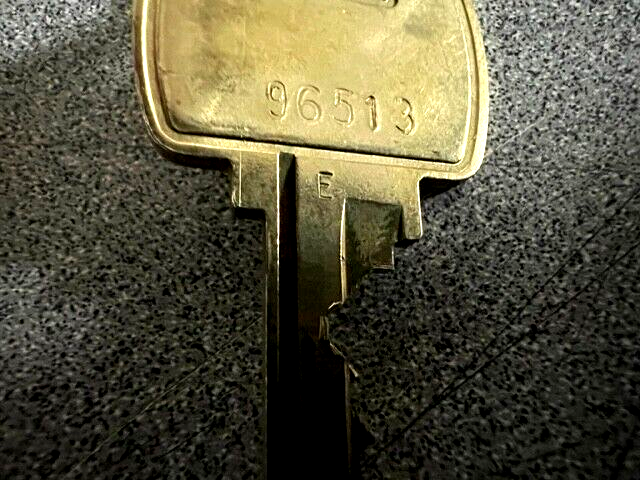 FALCON X521PD-TY-626 OFFICE ENTRY WITH FALCON "E" KEYWAY