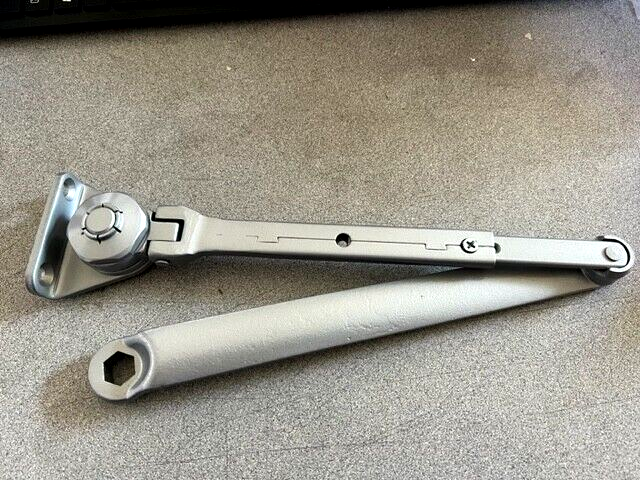 UAC DOOR CLOSER  UAC DC-F8400HO  HOLD OPEN ALUM TRI PACK