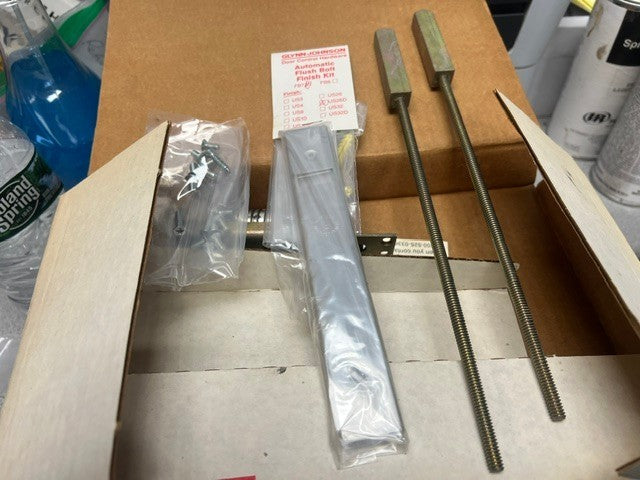 GLYNN JOHNSON VON DUPRIN FB7 US26D AUTO FLUSH BOLTS (PAIR) NOS