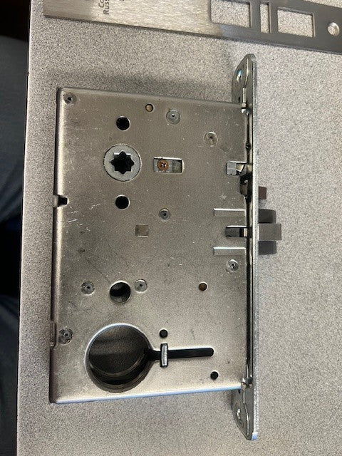 CORBIN RUSSWIN ML2051LL US10B  W/ MORTISE LOCK BODY  W/ STRIKE, FACEPLATE & SP