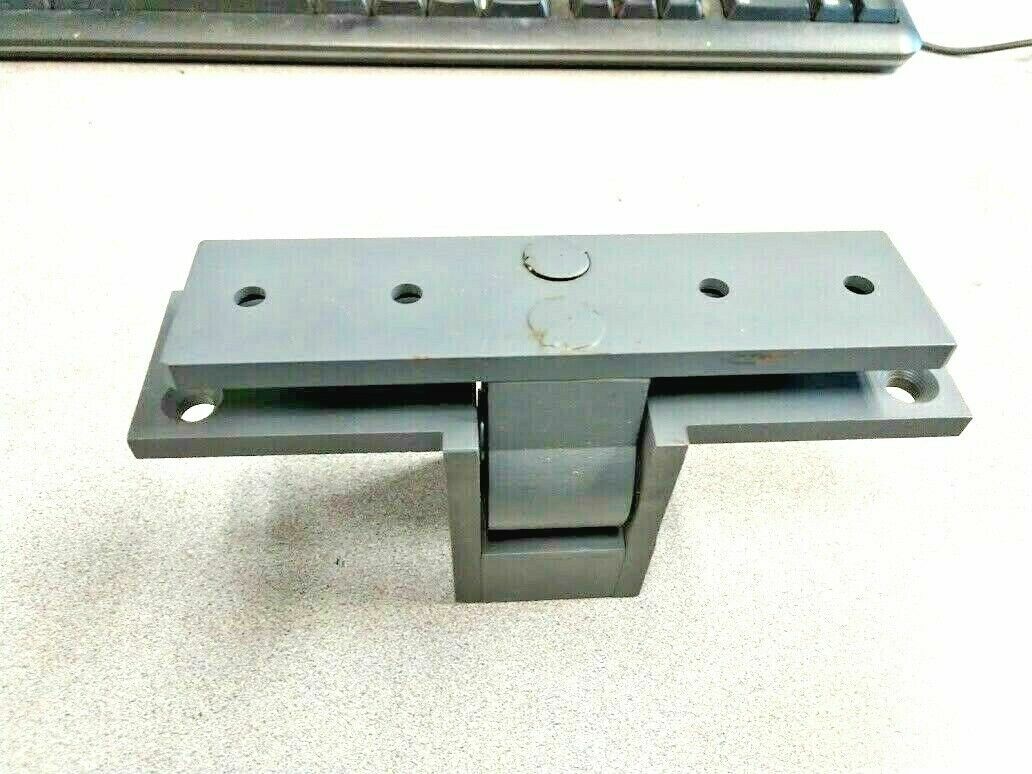 DOR O MATIC 91105F POCKET PIVOT  (PRIME COAT) FOR METAL FRAMES AND WOOD DOORS