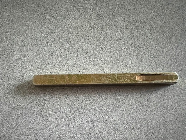 Accentra Yale 1173L Spindle F/Passage 4 3/4" LEVER SPINDLE FOR PASSAGE 2" DOORS