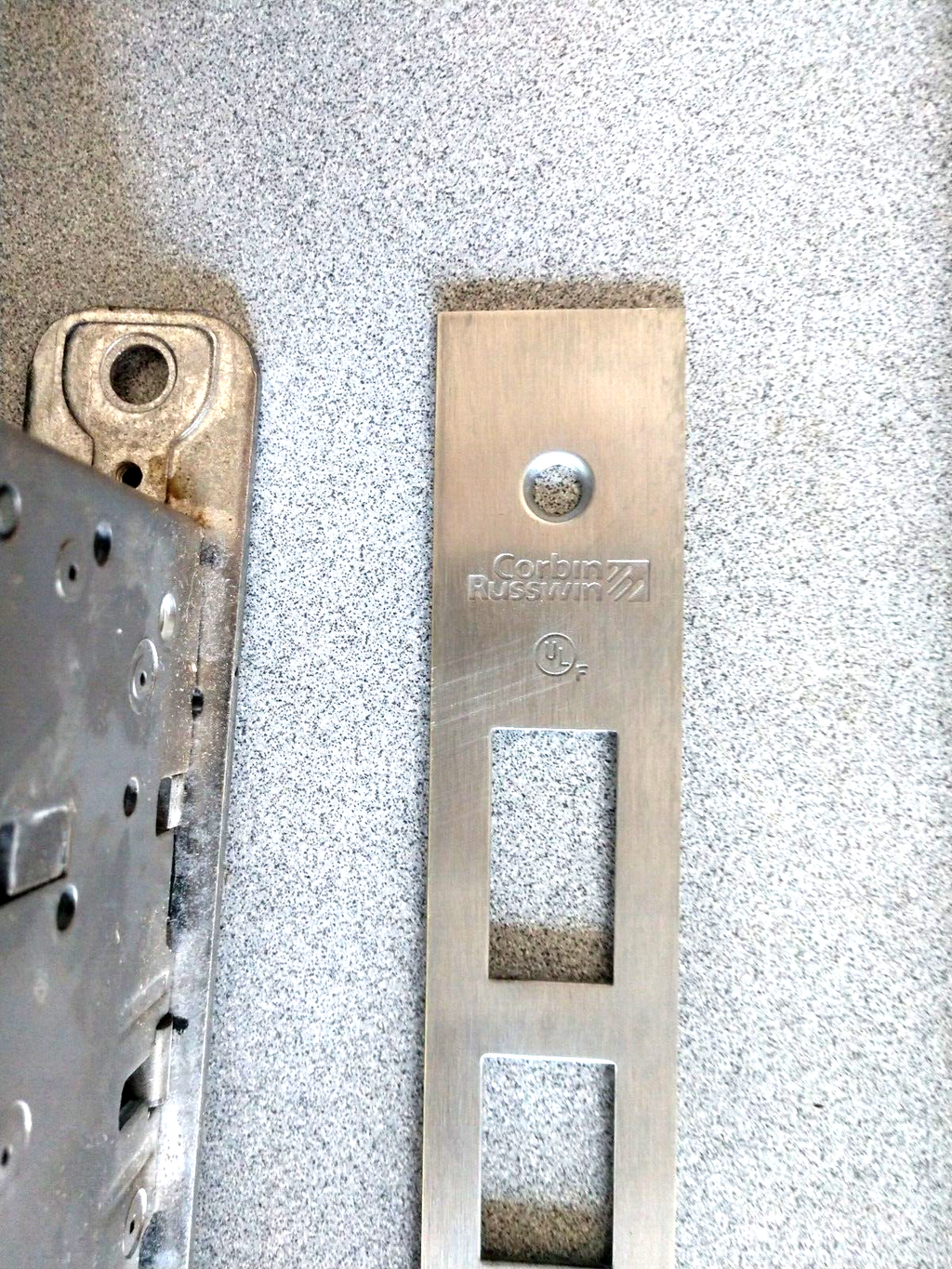 CORBIN RUSSWIN  ML2220 LL LH / 22 / 24 AKA 433F05 LL RH BODY ONLY US26D