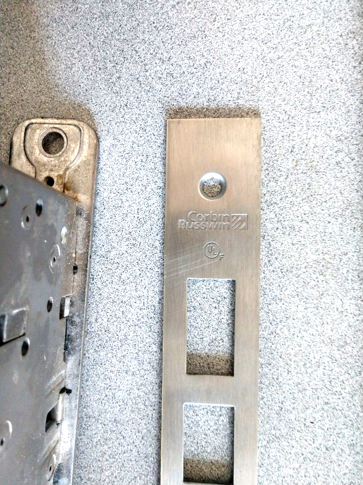 CORBIN RUSSWIN  ML2220 LL LH / 22 / 24 AKA 433F05 LL RH BODY ONLY US26D
