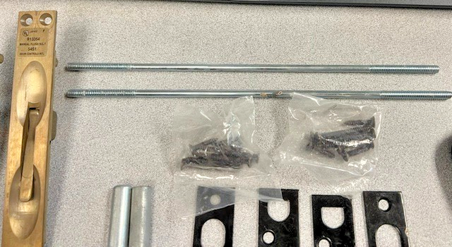 DOOR CONTROL INTERNATIONAL UL FLUSH LEVER BOLT (PAIR)  METAL DOORS US10B 6 3/4X1