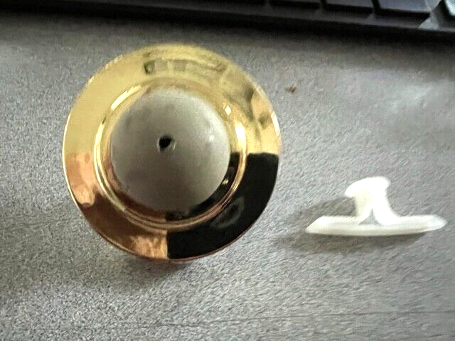 UAC 636 US3 CONVEX WALL STOP WITH TOGGLER AND SCREW
