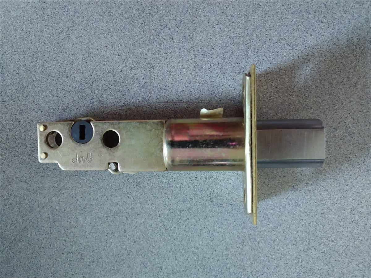 FALCON LOCK DEADBOLT ONLY 2 3/4  BS 1 1/8 X 2 1/4 FACE US10 MARKED D668869