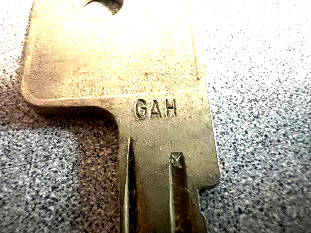 YALE (NOW ACCENTRA) VERY VERY RARE EN11 GAH MULTIPLEX KEYBLANK  6 PIN LOCKSPORT