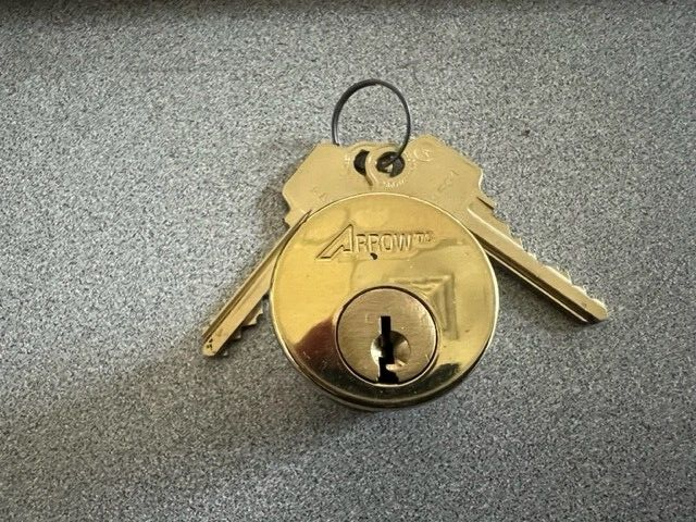 ARROW LOCK 1 1/8" MORTISE CYLINDER AR 6 PIN KR US3