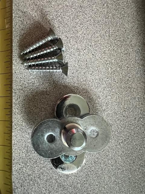 DOUBLE ACTING CENTER PIVOT SET WITH FASTENERS