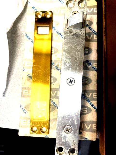 IVES PB 559 B3 AUOMATIC FLUSH BOLT FOR METAL DOOR DISCONTINUED 1 EACH *READ