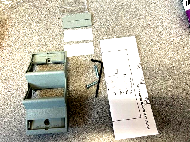 10 EACH WIREMOLD CM-ARA-G ANGLED RACEWAY ADAPTER GRAY