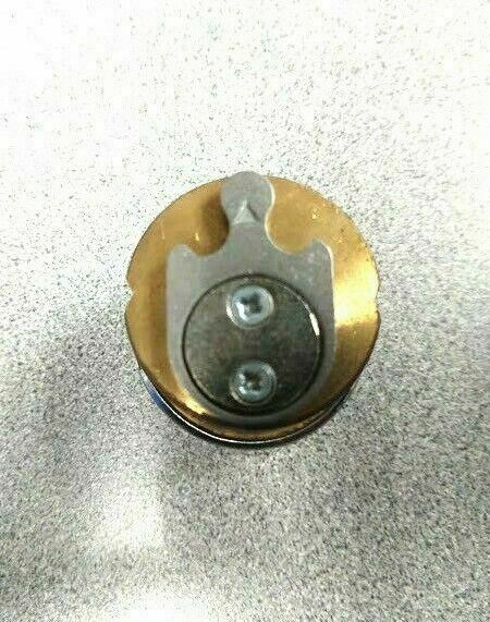 CORBIN RUSSWIN IC HOUSING 1070-114 626  LFIC LESS CORE (MARKED AS USED?) US26D