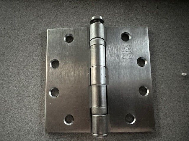 BOMMER HARDWARE BB5002-450-630 NRP 4 1/2 X 4 1/2" SATIN STAINLESS STEEL