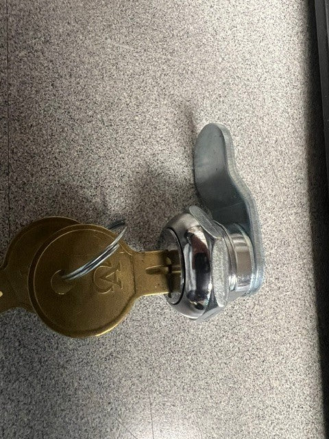 ALLTRONICS CAM LOCK 1/4" CLEARANCE WITH 2 KEYS