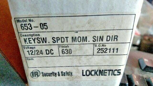 SCHLAGE BY LOCKNETICS 653-05 KEYSWITCH SPDT MOMENTARY SWITCH SINGLE DIRECTN NOS