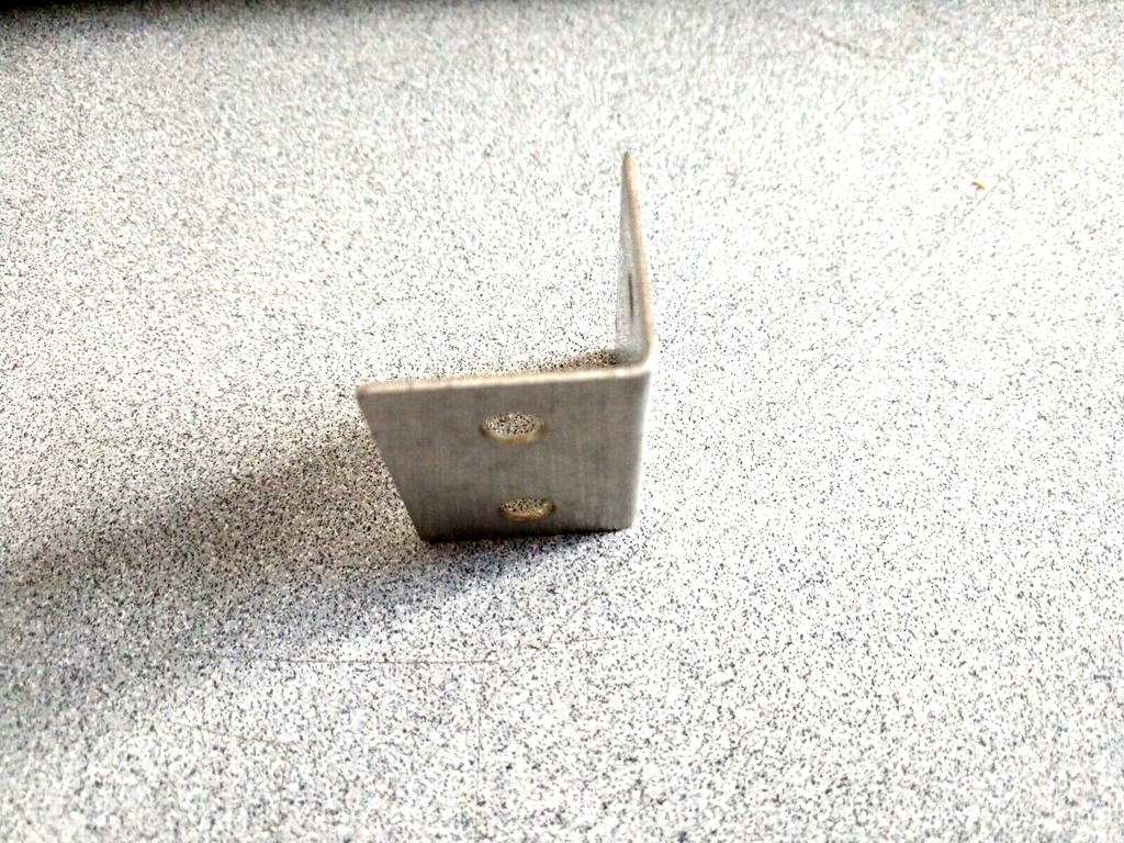 COMMERCIAL BATHROOM PARTITION " L " L BRACKET STAINLESS STEEL 