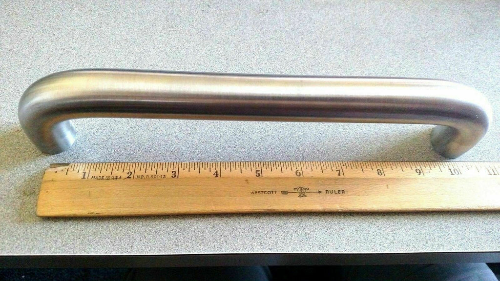 HEAVY DUTY COMMERCIAL DOOR PULL 10" CC X 1/2" DIA X 11 OVERALL US32D