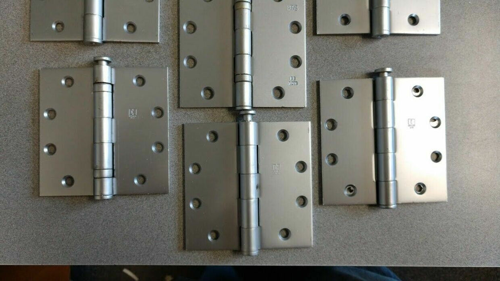 7 EACH MISC TEMPLATE HINGES 4 1/2" X 4 1/2 ALUMINUM PAINTED FINISH 
