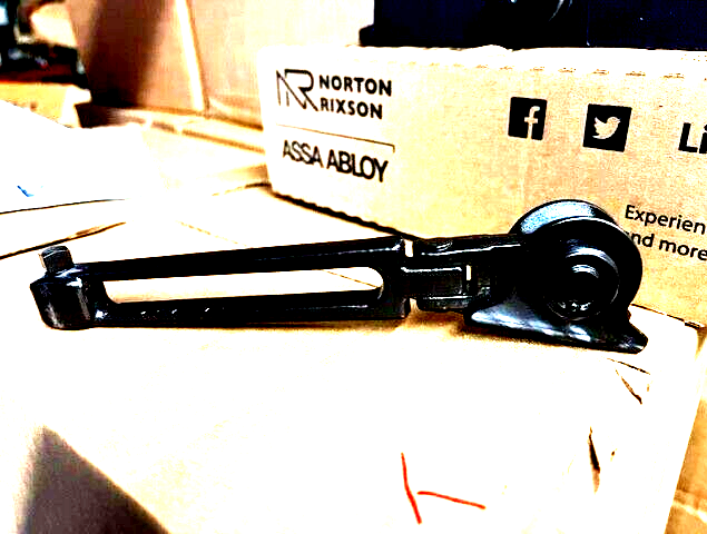 NORTON 7701-13 BSP BLACK NEW STYLE FACT FRESH HOLD OPEN HOLDER SHOE & LOOP