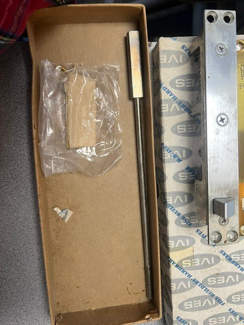 IVES PB 559 B3 AUOMATIC FLUSH BOLT FOR METAL DOOR DISCONTINUED 1 EACH *READ